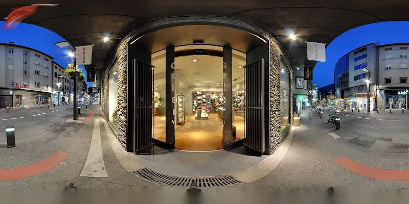Gallery Andorra - Boutique en Escaldes-Engordany - foto 2