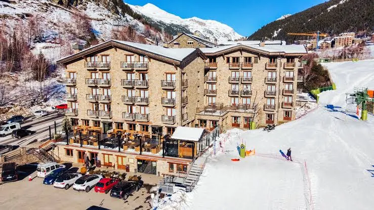 Serras Andorra Luxury Boutique Resort & Spa - Hotel en El Tarter - foto 2