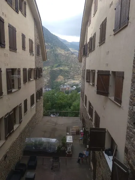 Edifici Miranda - Complejo de apartamentos en Encamp - foto 2