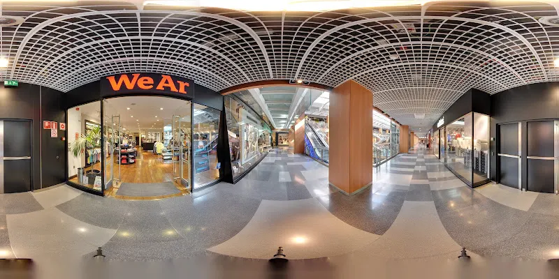 Centro Comercial Illa Carlemany - Centro comercial en Escaldes-Engordany - foto 2