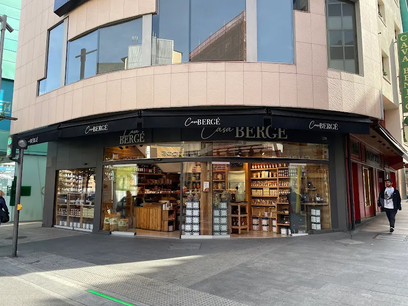 Casa Bergé Escaldes-Engordany - Tienda de alimentación en Les Escaldes, Andorra - foto 2