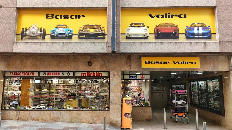 BASAR VALIRA JOGUINES en Les Escaldes, Andorra - foto 2