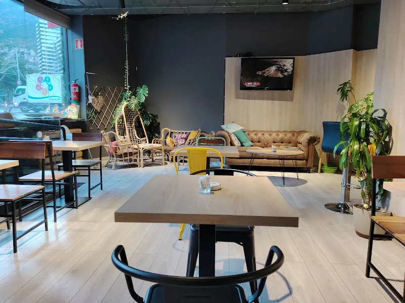 0% Gluten - Krümcoffee | Panaderia i Pastisseria Sense Gluten Andorra - Cafetería en Les Escaldes, Andorra - foto 2