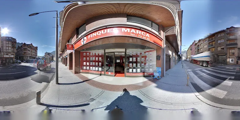 FINQUES MARCA - Agencia inmobiliaria en Encamp - foto 2