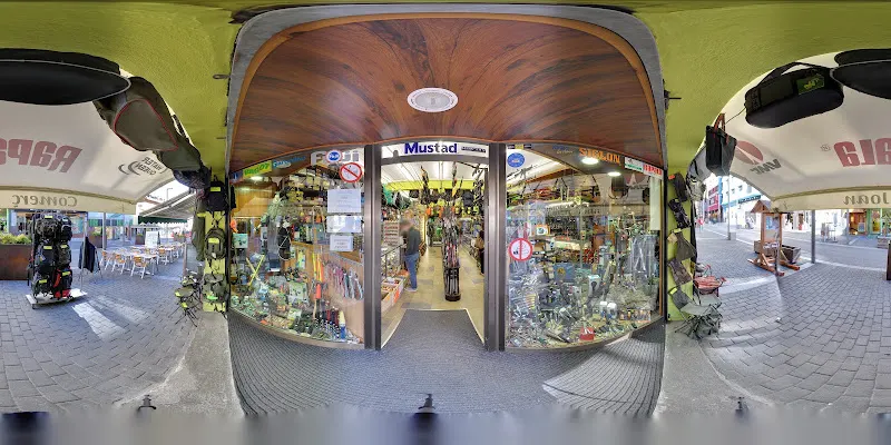 Comerç Joan - Tienda de artículos de pesca en Pas de la Casa - foto 2
