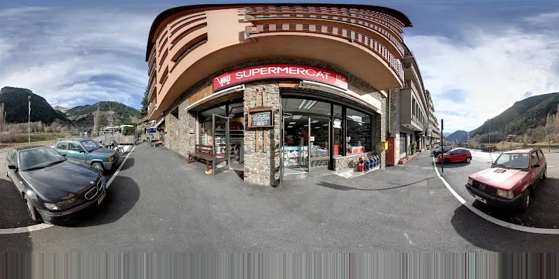 SUPERMERCAT MOLES ARINSAL - Supermercado en Arinsal - foto 2