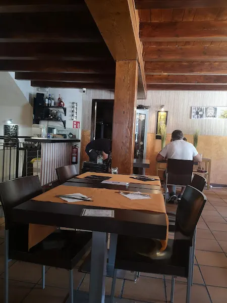 BAR RESTAURANT EL MOLÍ DE LA PLAÇA - Restaurante en Arinsal - foto 2