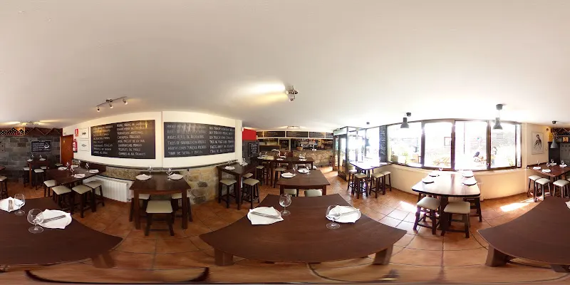 BAR RESTAURANT LA TAVERNA DE LA IAIA - Soldeu