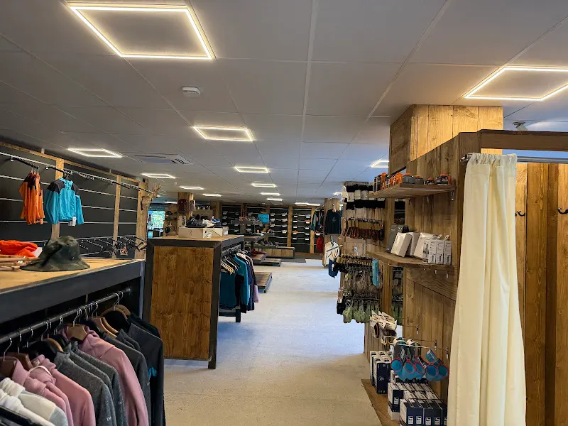 🎿 𝐏𝐢𝐫𝐨𝐭 𝐒𝐤𝐢 & 𝐌𝐨𝐮𝐧𝐭𝐚𝐢𝐧 | Alquiler esquí El Tarter | Andorra Ski Rental - Tienda de esquí en El Tarter - foto 2